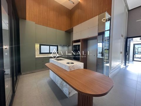 Casa à venda em Maringá, Jardim Cidade Monções, com 1 quarto, com 272.47 m²