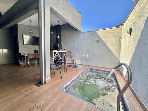 Casa à venda em Maringá, Conjunto Habitacional Hermann Moraes Barros, com 3 quartos, com 100 m²