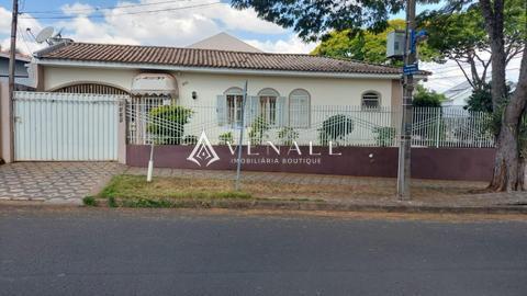 Casa à venda em Maringá, Zona 05, com 3 quartos, com 135 m²